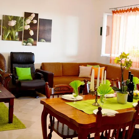 Lina - Two Bedroom With Terrace A1 Apartment Brsecine