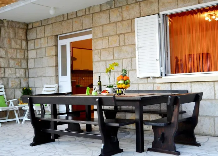 Lina - Two Bedroom With Terrace A1