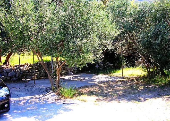 Lina - Two Bedroom With Terrace A1 Апартаменты