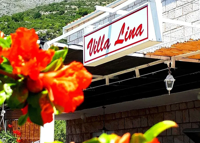 Lina - Two Bedroom With Terrace A1 公寓 *